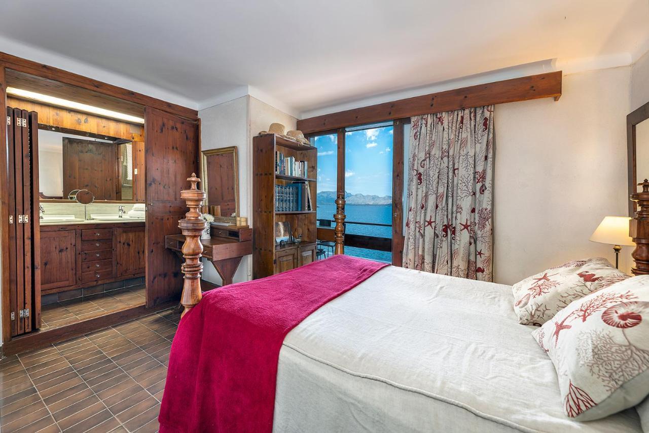 Villa Es Balco, Over The Mediterranean Sea With Private Access *