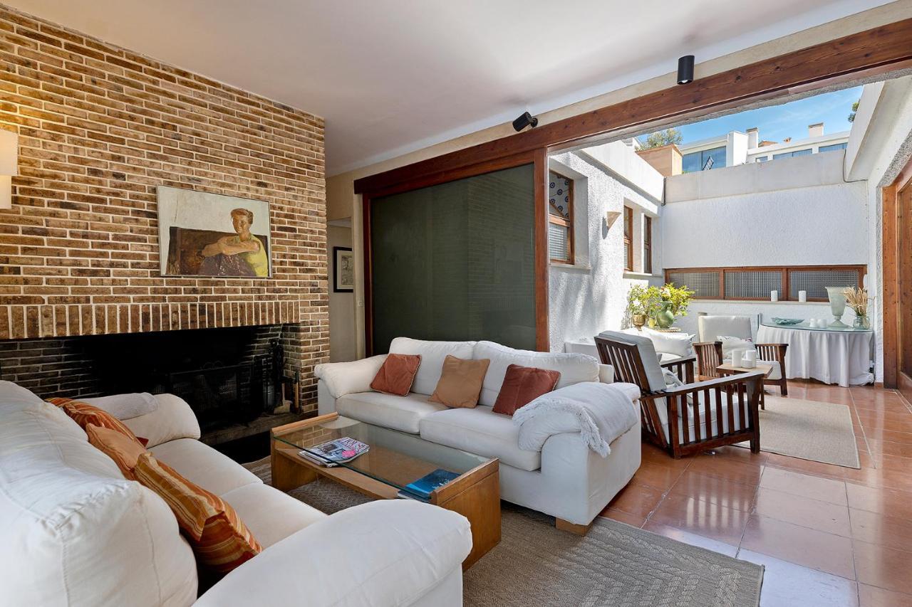 Es Balco, Over The Mediterranean Sea With Private Access Villa
