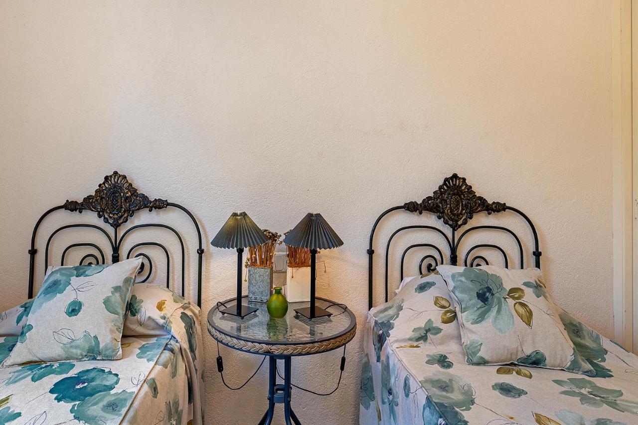 Villa Es Balco, Over The Mediterranean Sea With Private Access